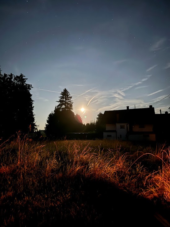 Haidberg bei Nacht unter Sternen